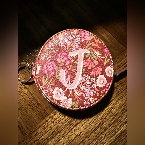 Lauren Conrad “Initial J” Coin Purse - Picture 1 of 2
